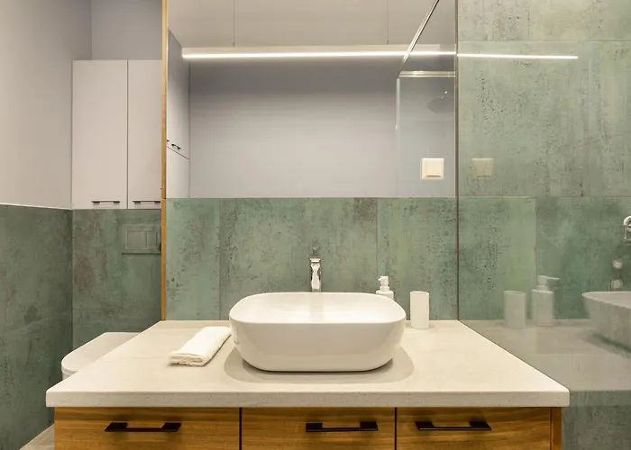 Apartment Bauhaus Luxury 2-bedroom In The Absolute Center *