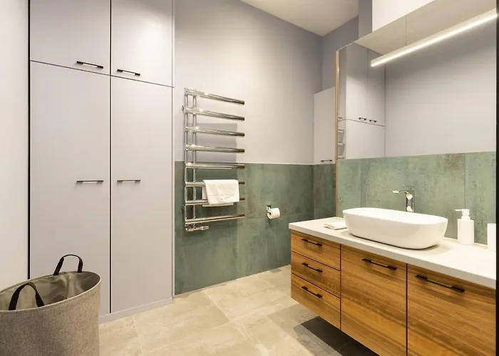 Bauhaus Luxury 2-bedroom In The Absolute Center * Budapest