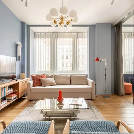 Apartment Bauhaus Luxury 2-bedroom In The Absolute Center