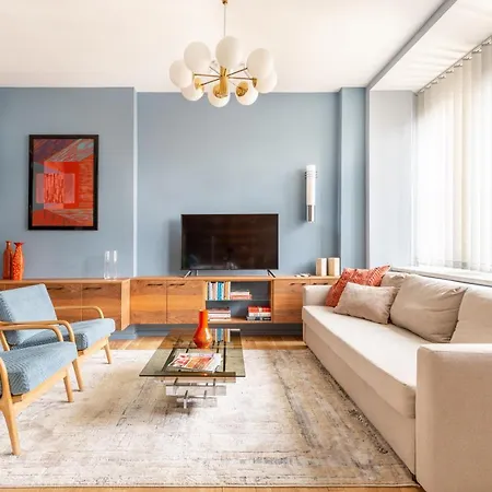 Apartment Bauhaus Luxury 2-bedroom In The Absolute Center Budapest